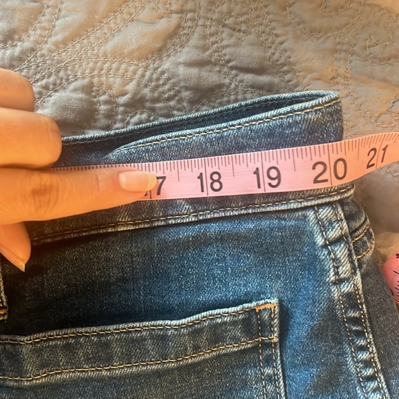 Gap Flare High Rise Jeans 👖 - Picture 5 of 11